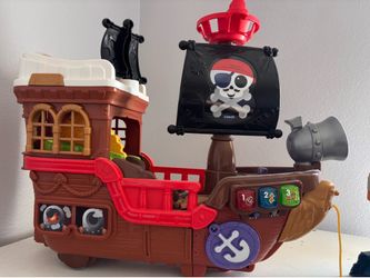 Little tykes play ship/boat