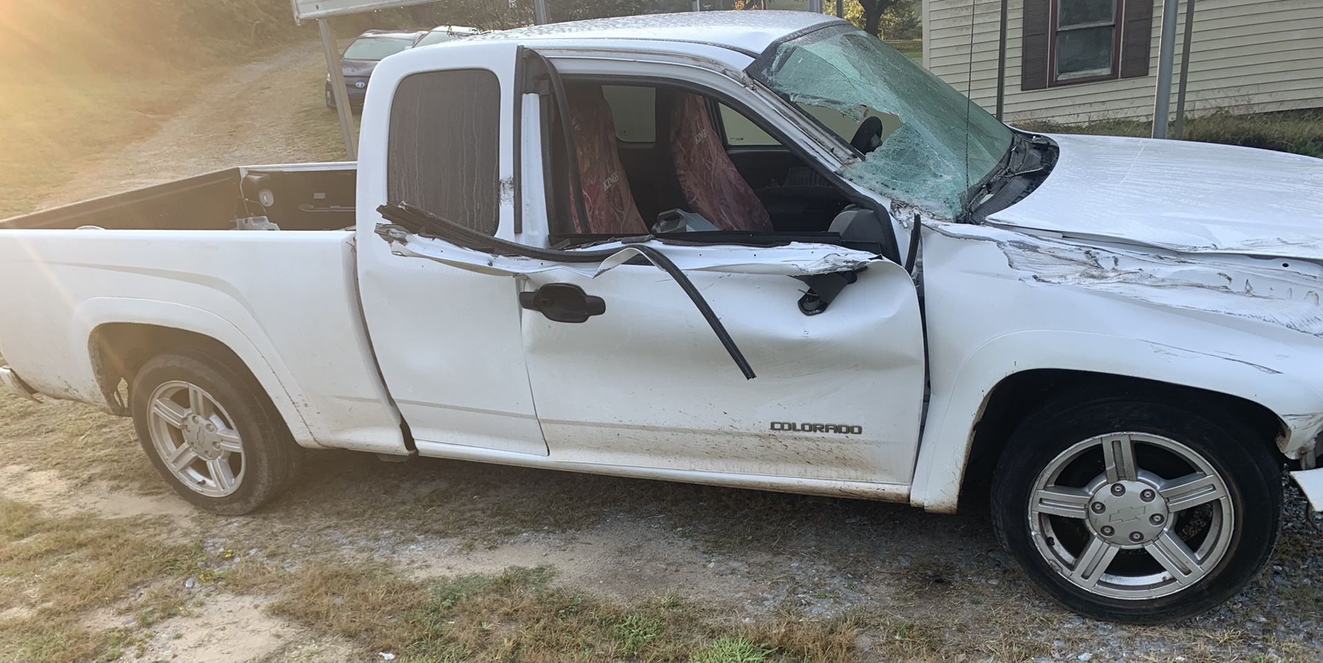 Chevy Colorado for parts or repair