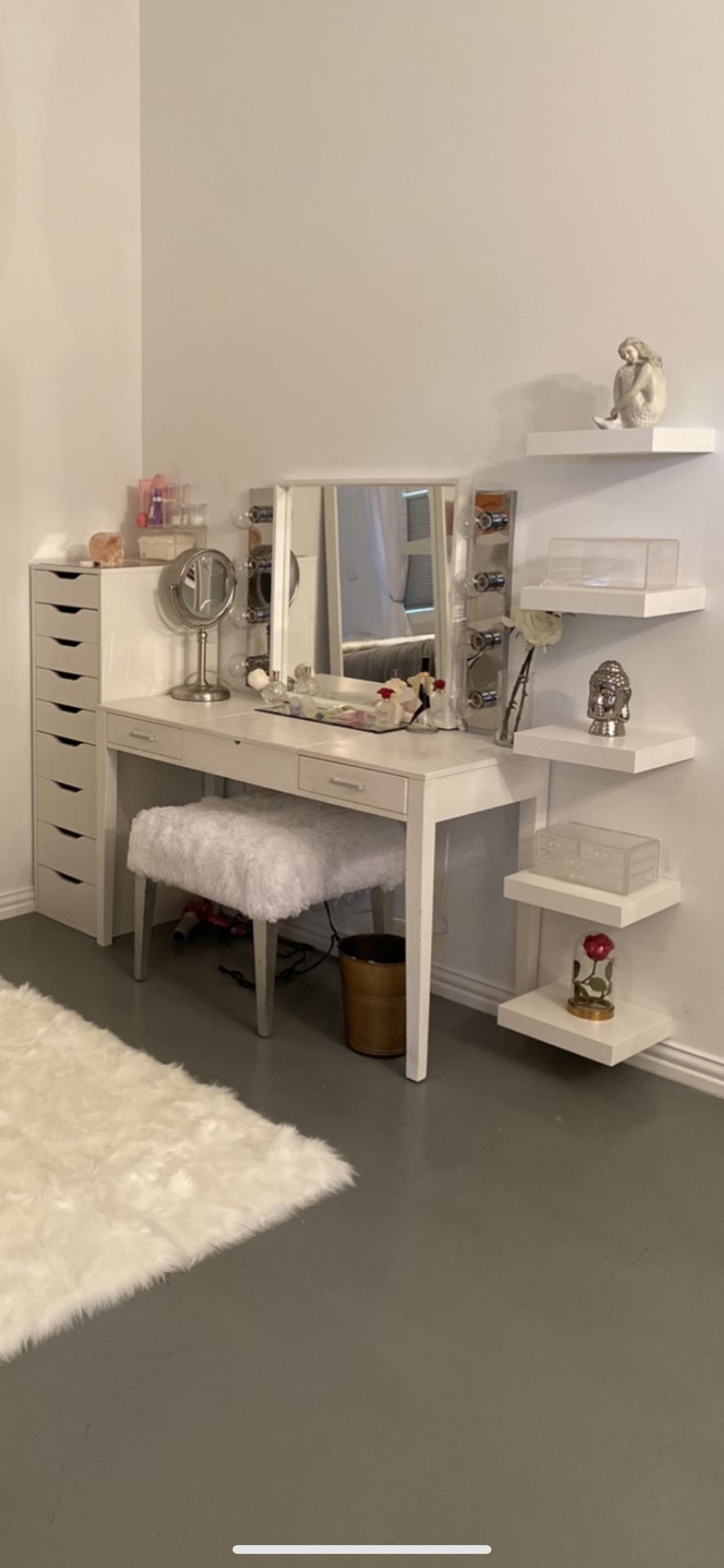 White Vanity/Desk (Table ONLY)