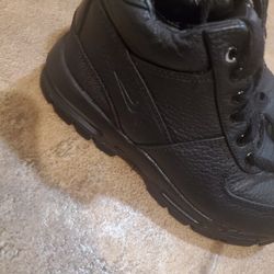 Size 1 Nike Acg Boots
