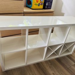 Ikea Kallax High Gloss White Shelf 4x4