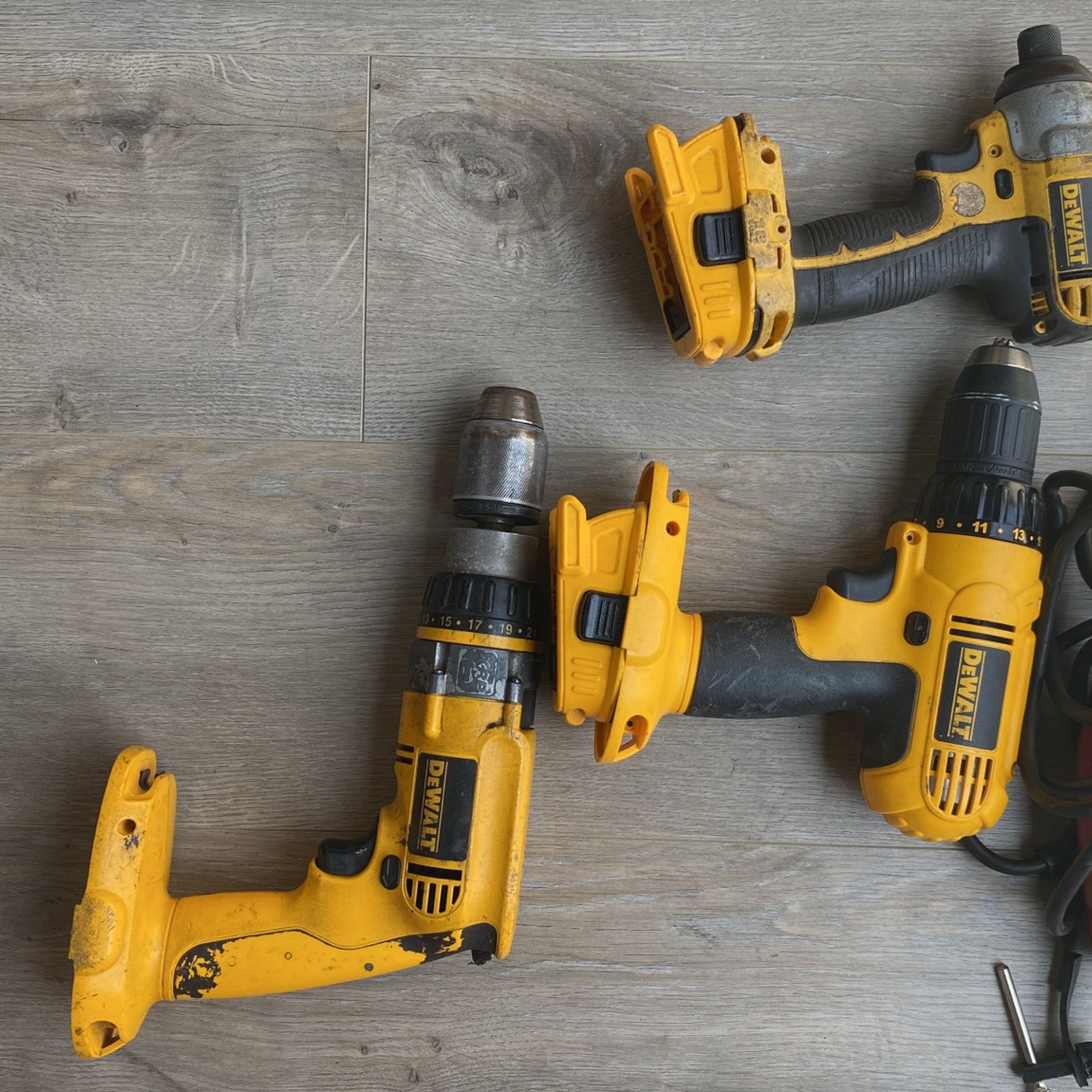 Dewalt Drills And Battery 