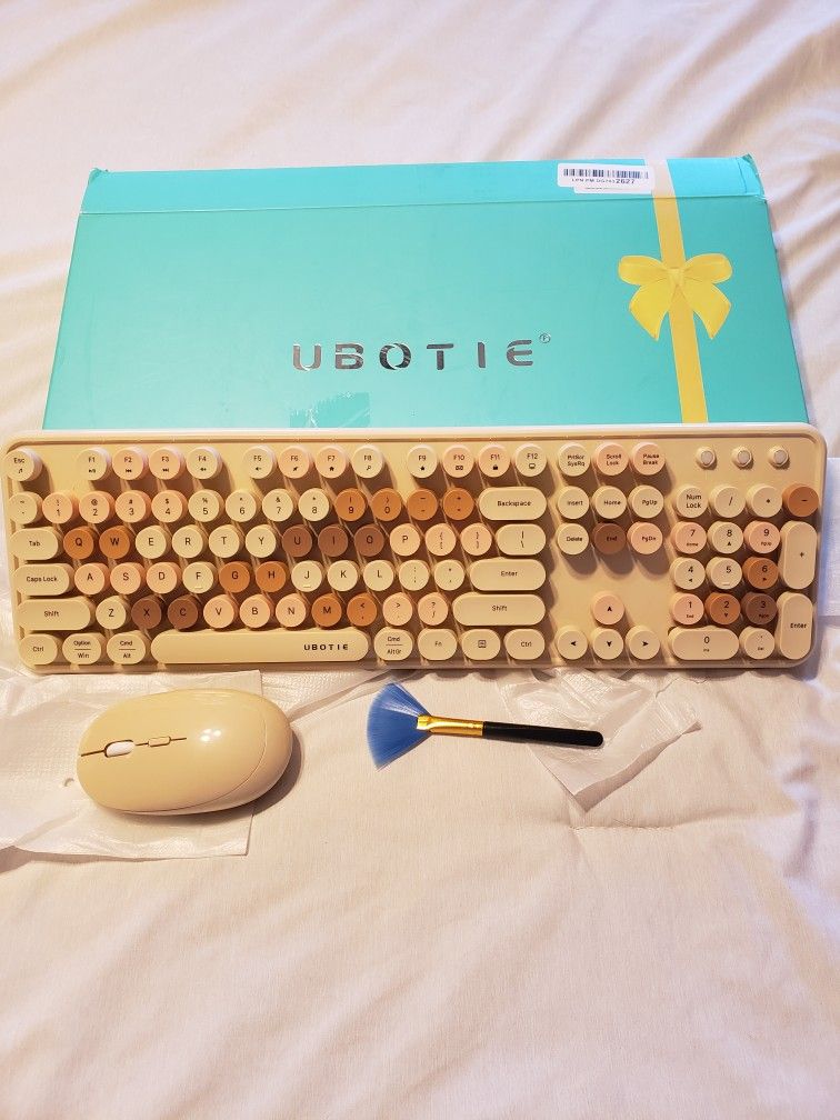 UBOTIE Wireless Keyboard And Mouse Brand New