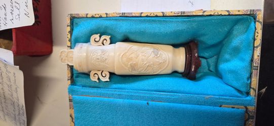 Beautiful hand carved yak bone two-piece small vase