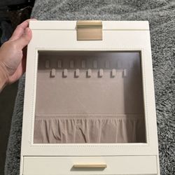 New Jewelry Organizer