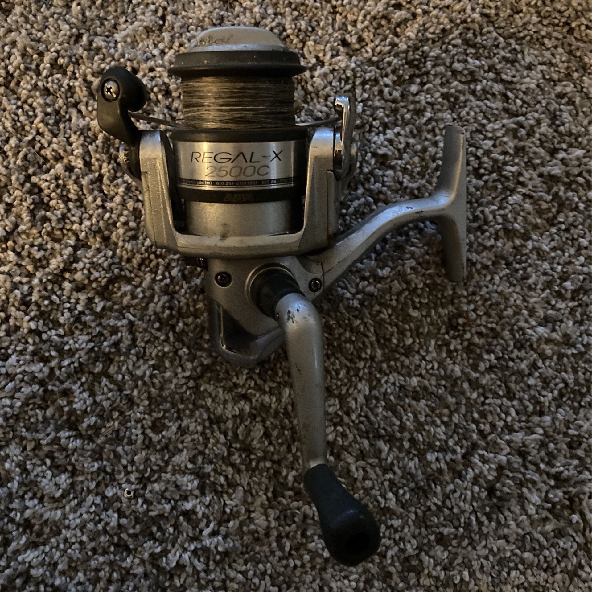 Regal 2500 reel In perfect condition
