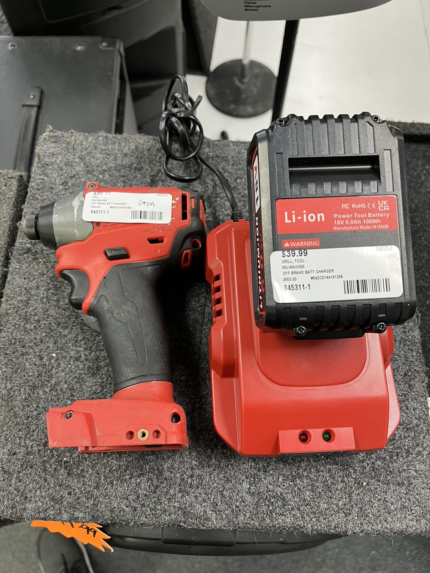 Milwaukee Impact Driver (845311-1)