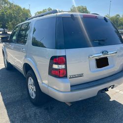 2009 Ford Explorer
