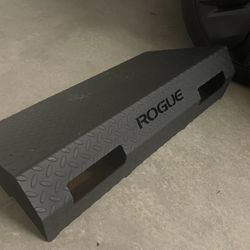 Rogue 30 Degree Squat Wedge