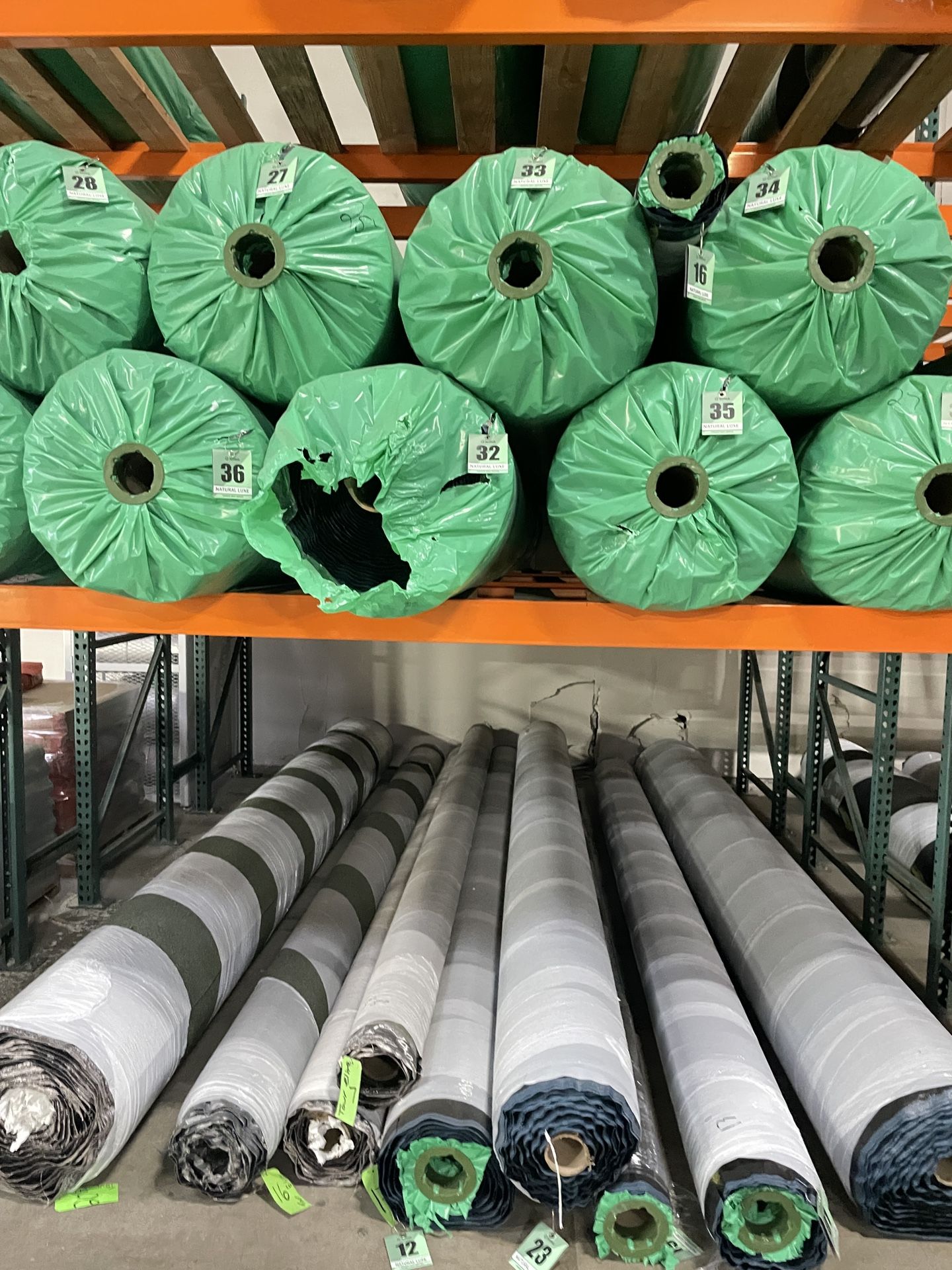 750 Sq Ft Roll Of 86oz Turf Artificial Grass