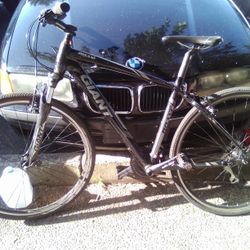 Giant Rome Mountain Bike Great Condition