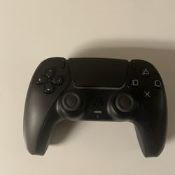 PS5 Controller (Black) Perfect Condition One Time use.