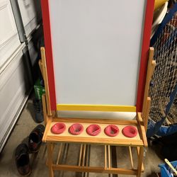 Kids Painting Easel With Chairs