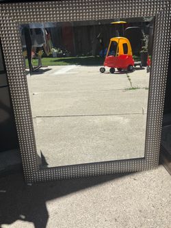 Silver frame mirror