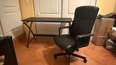 Black Desk and Office Chair Set