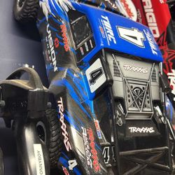 Traxxas Slash 4x4 VXL Brushless With TQI 