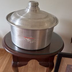 Huge Aluminum Pot