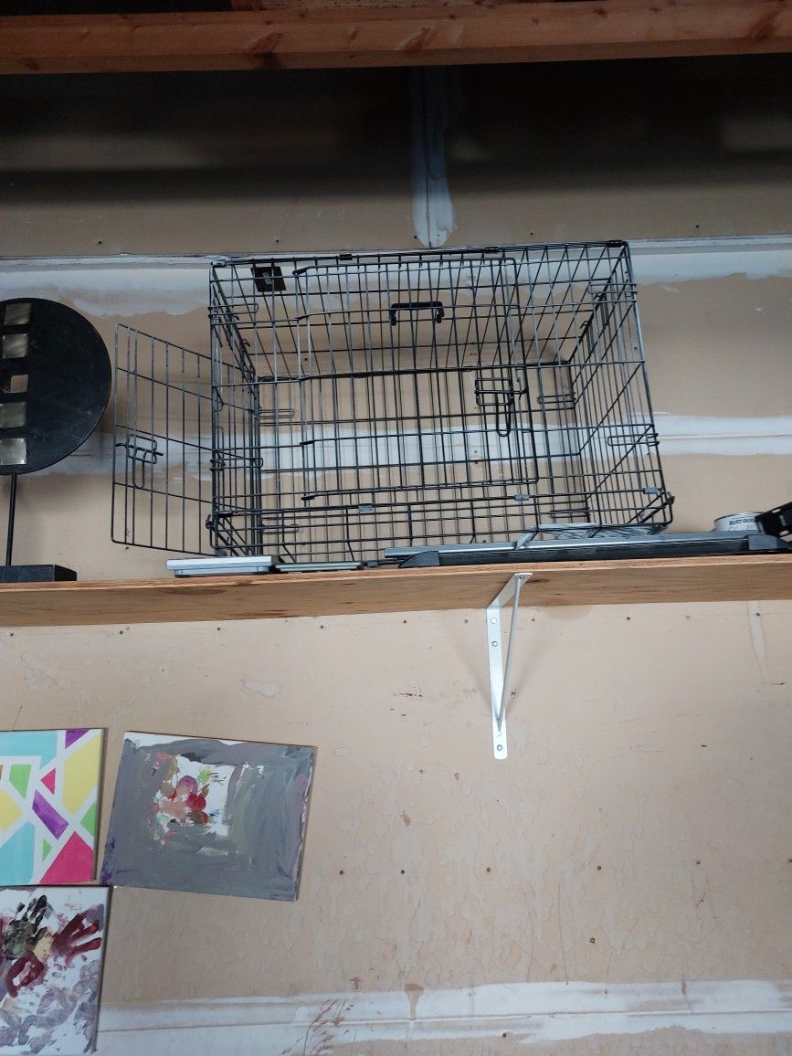 Dog Crate 15$