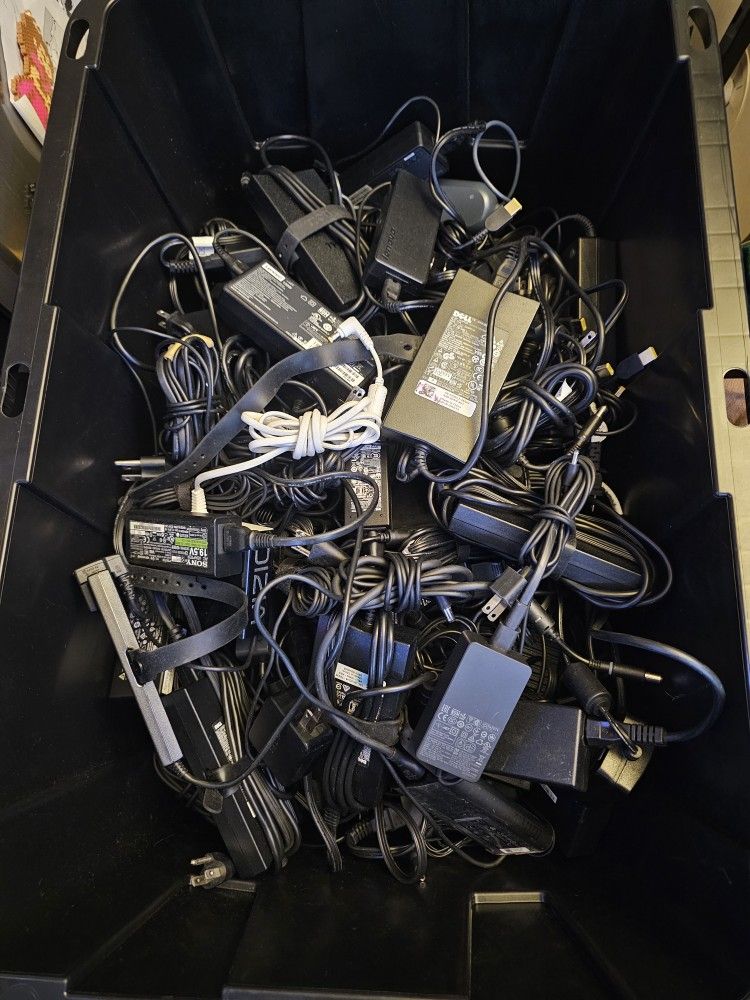 73 laptop chargers

Dell
,Asus,
Toshiba ,Hp,
Sony Vaio,Lenovo. $730 For All Of Them 