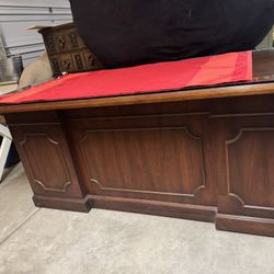 Executive Style Wood Desk
