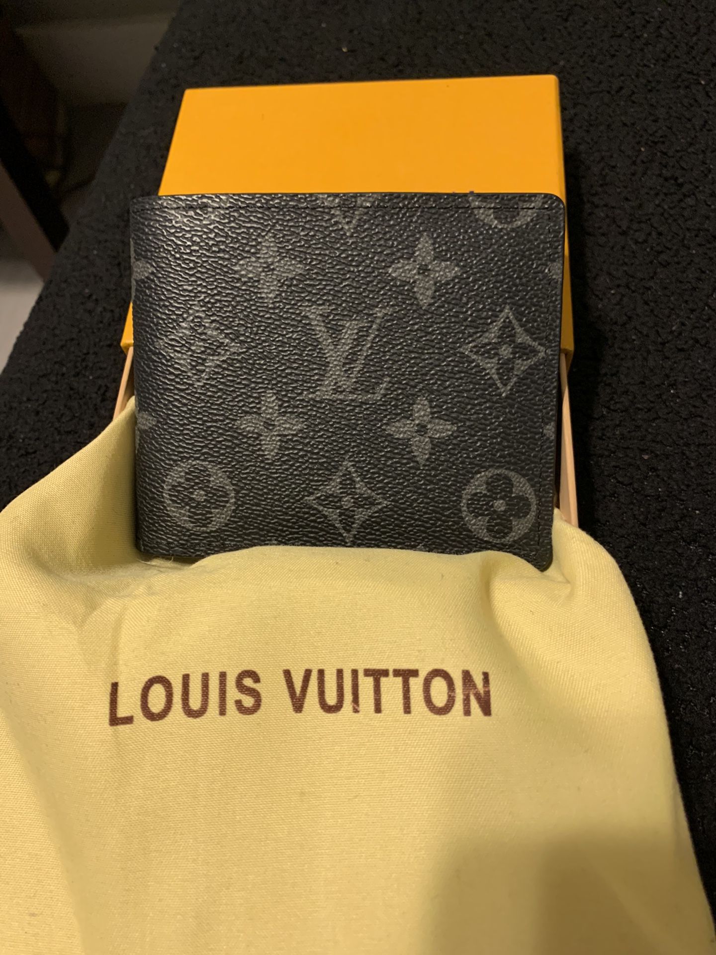 Black Louis Vuitton Wallet for Sale in Hacienda Heights, CA OfferUp