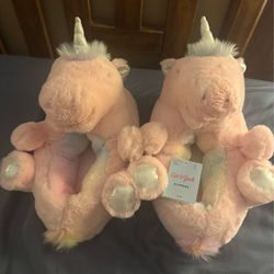 New Children Cat & Jack unicorn slippers size 4/5