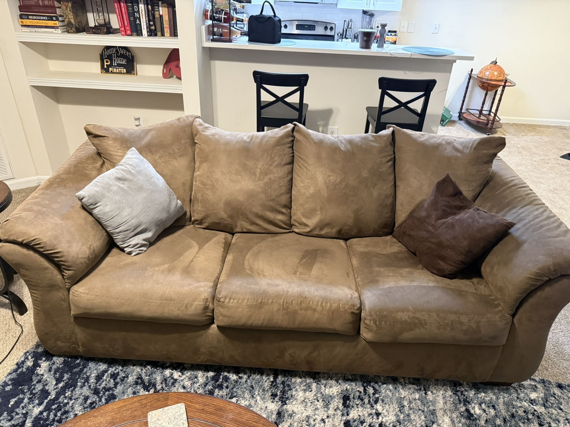 Couch Set