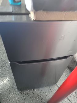 Office refrigerator