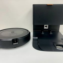 iRobot Roomba j8+ Robot Vacuum - With Automatic Dirt Disposal Base 