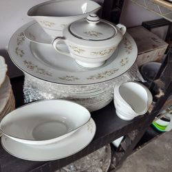 Fine China Dish Set