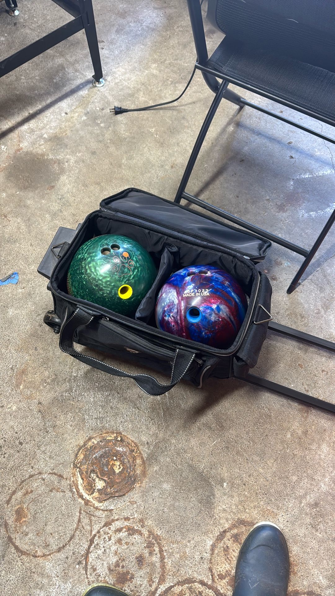 Bowling Balls With The Bag Carry It