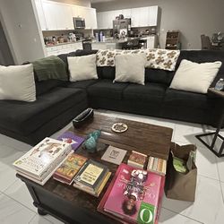 Large Blue sectional With Queen Pullout 750 OBO