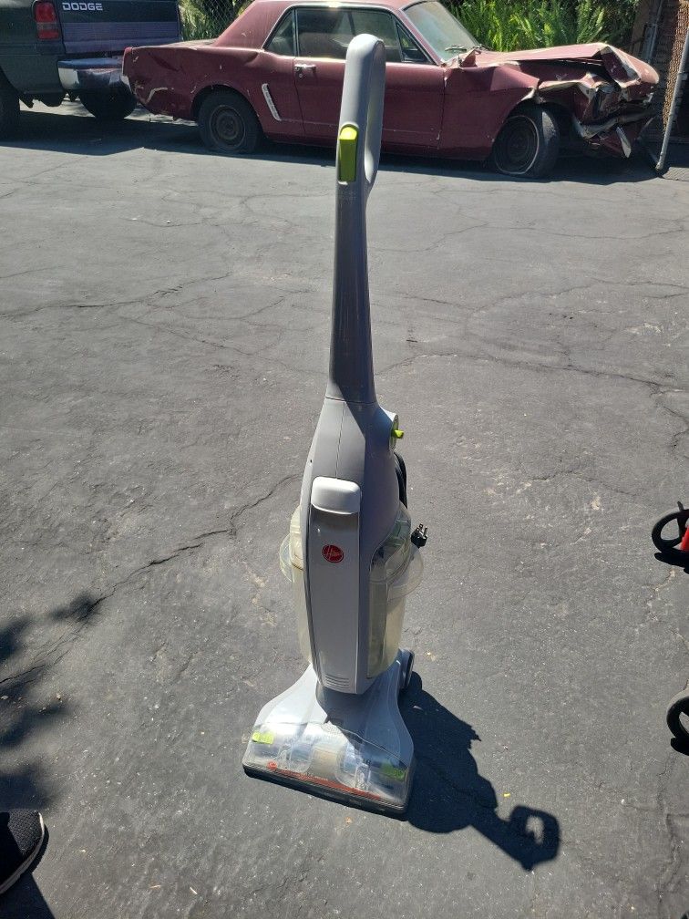 Hoover Floormate Deluxe Vacuum/ Hardwood Cleaner