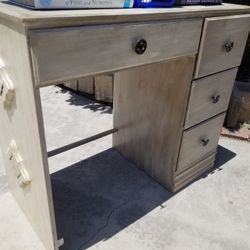 **FLASH SALE** Small Wood Desk