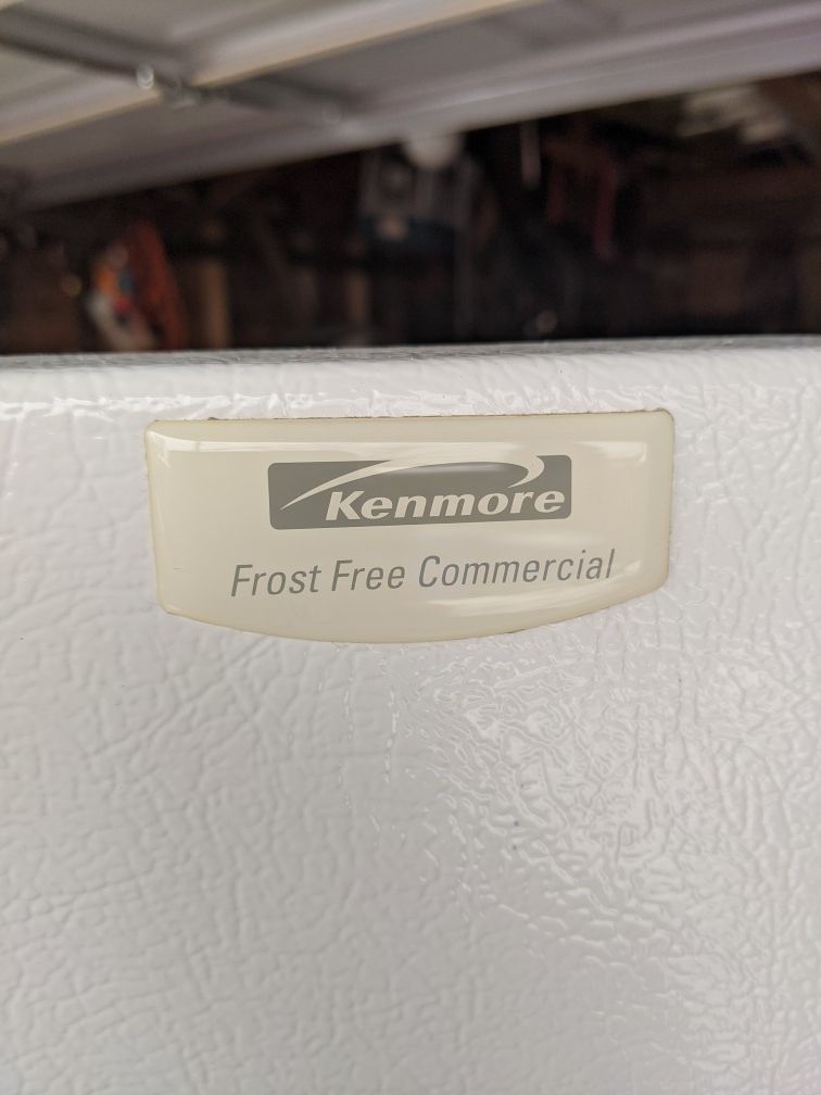 Kenmore Frost Free Commercial Upright Freezer for Sale in CARPENTERSVLE, IL OfferUp
