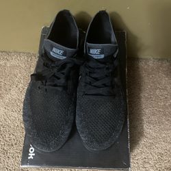 Size 8 - Nike Air VaporMax Flyknit 3 Triple Black 2019