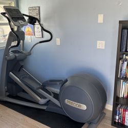 PRECOR EFX 546i Cleaned And In Perfect Condition
