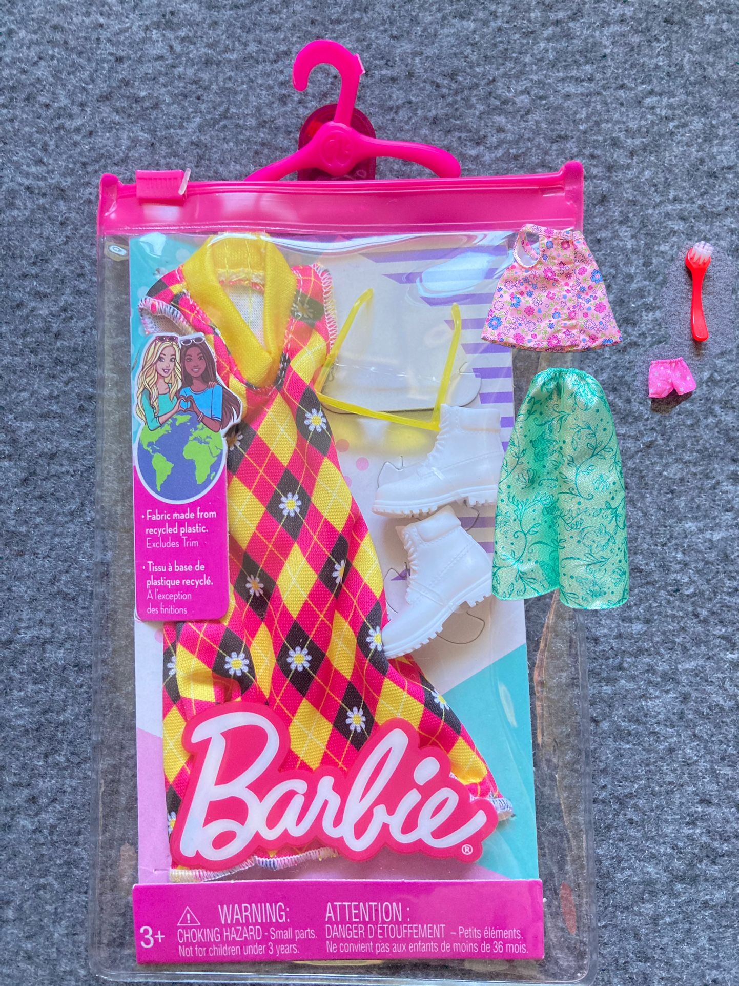 Barbie Fashion Clothes with Argyle Dress Accessories Pack - HJT17