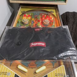 Unopened Large Black Supreme Box Logo Crewneck FW22