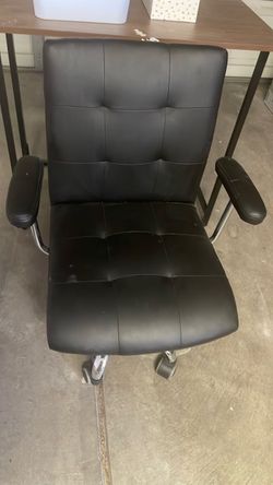 Adjustable chair for youth