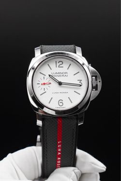 2022 Panerai Luminor Luna Rossa 44mm Full Set Box & Papers