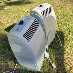 2 Two Portable Room Airconditioner. 9000 BTU/h. With 1 Remote & Accessories. Works great. Both for $180