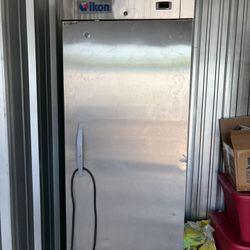 Commercial Refrigerator 