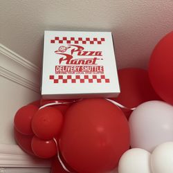Toy Story Pizza Planet 10x10 Pizza Box Party Decorations $45 For 5 