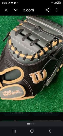 Wilson A2000 Catchers Mitt New!
