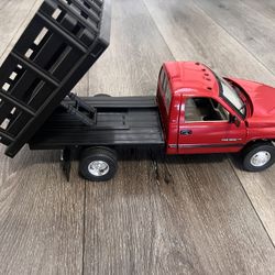 Diecast  1/18 scale  Anson  Dodge Ram 3500 Dump Truck 