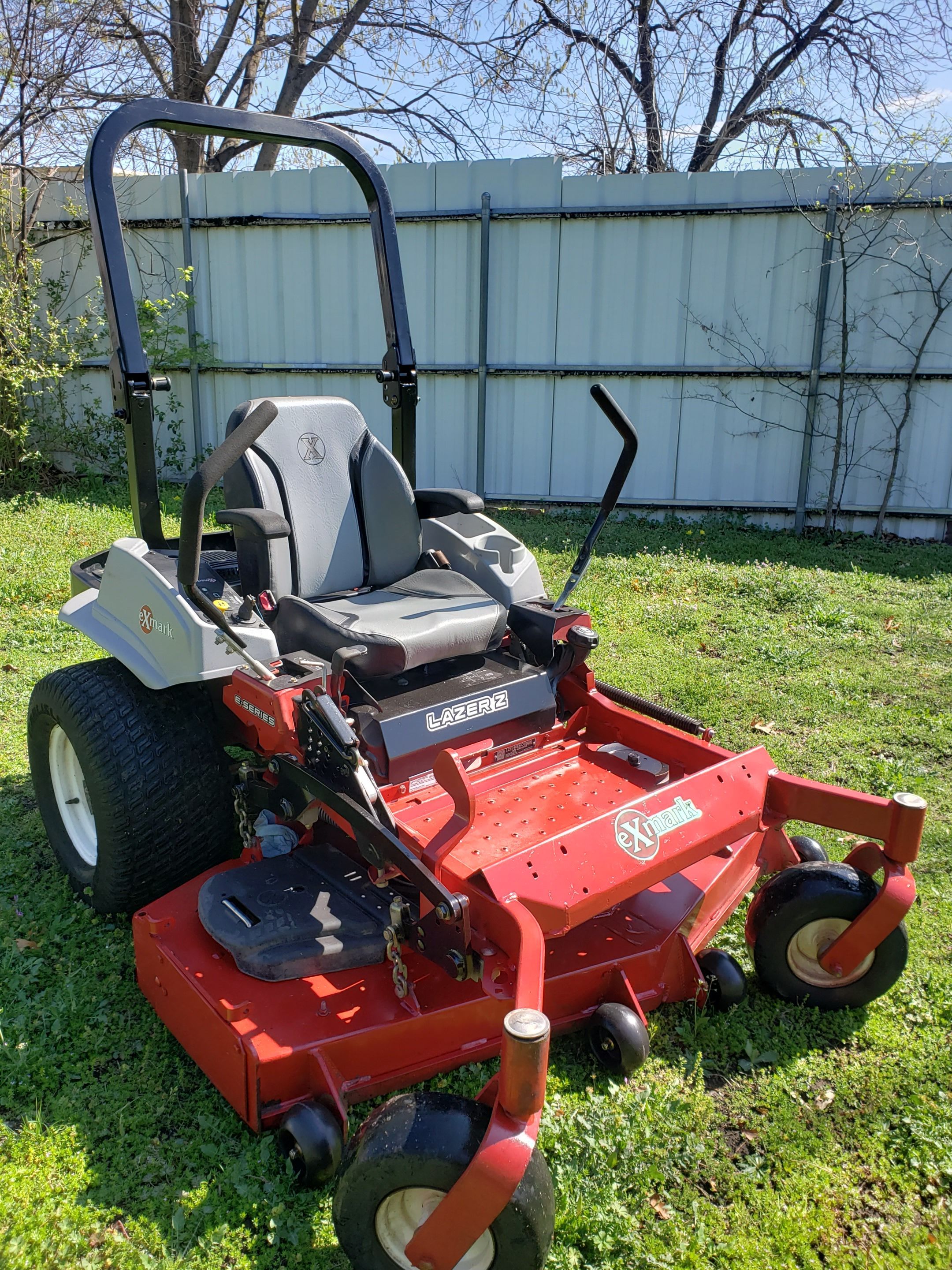 2020 Exmark Lazer Z E-Series 60" Zero Turn Mower