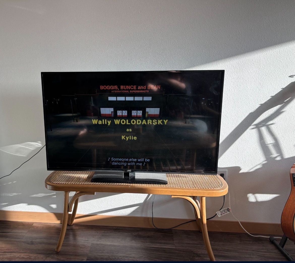 JVC 42” TV