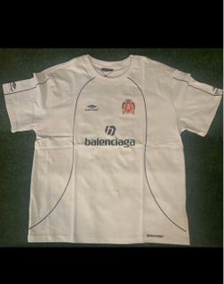 Balenciaga tee size S,M,L
