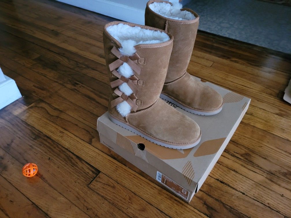 Winter Boots By Ugg